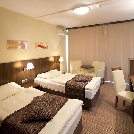 Отель Hotel Bratislava
