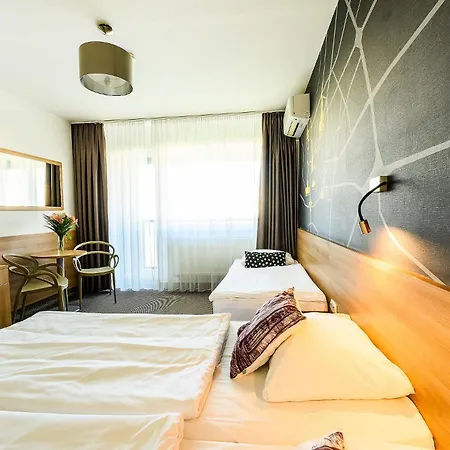 Hotel Bratislava Szálloda Pozsony