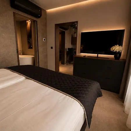 Hotel Bratislava Отель