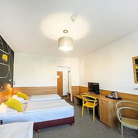 Отель Hotel Bratislava