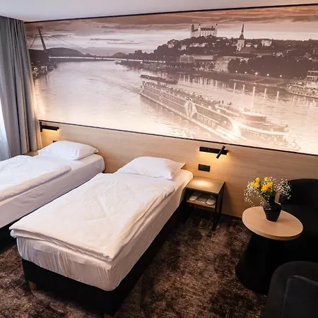 Hotel Bratislava 4*
