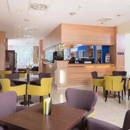 Hotel Bratislava 4* Братислава
