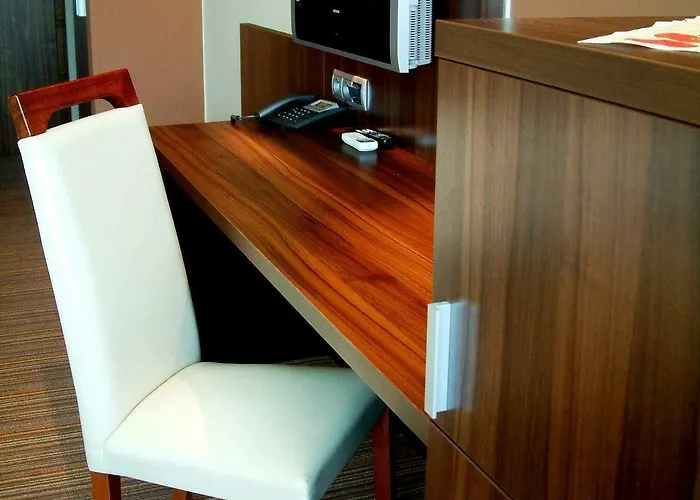 Szálloda Hotel Bratislava Pozsony