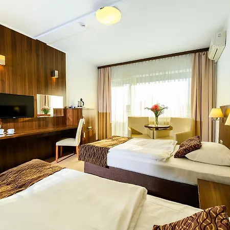 Ξενοδοχείο Hotel Bratislava 4*