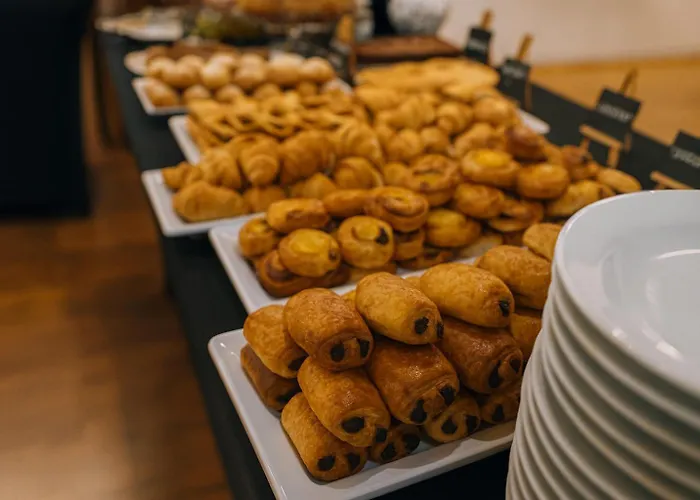 ブラチスラバ 4* ブラチスラヴァ