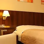 Hotel Bratislava Отель Братислава