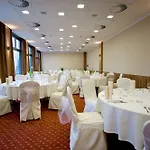 Hotel Bratislava 4* Братислава