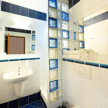 Hotell Hotel Bratislava 4*