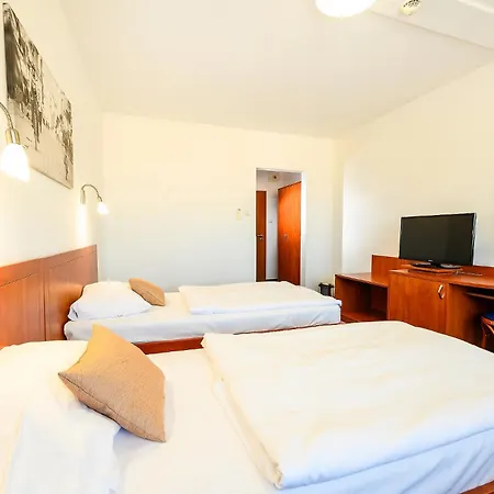 Hotell Hotel Bratislava 4*