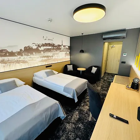 Hotel Bratislava 4*